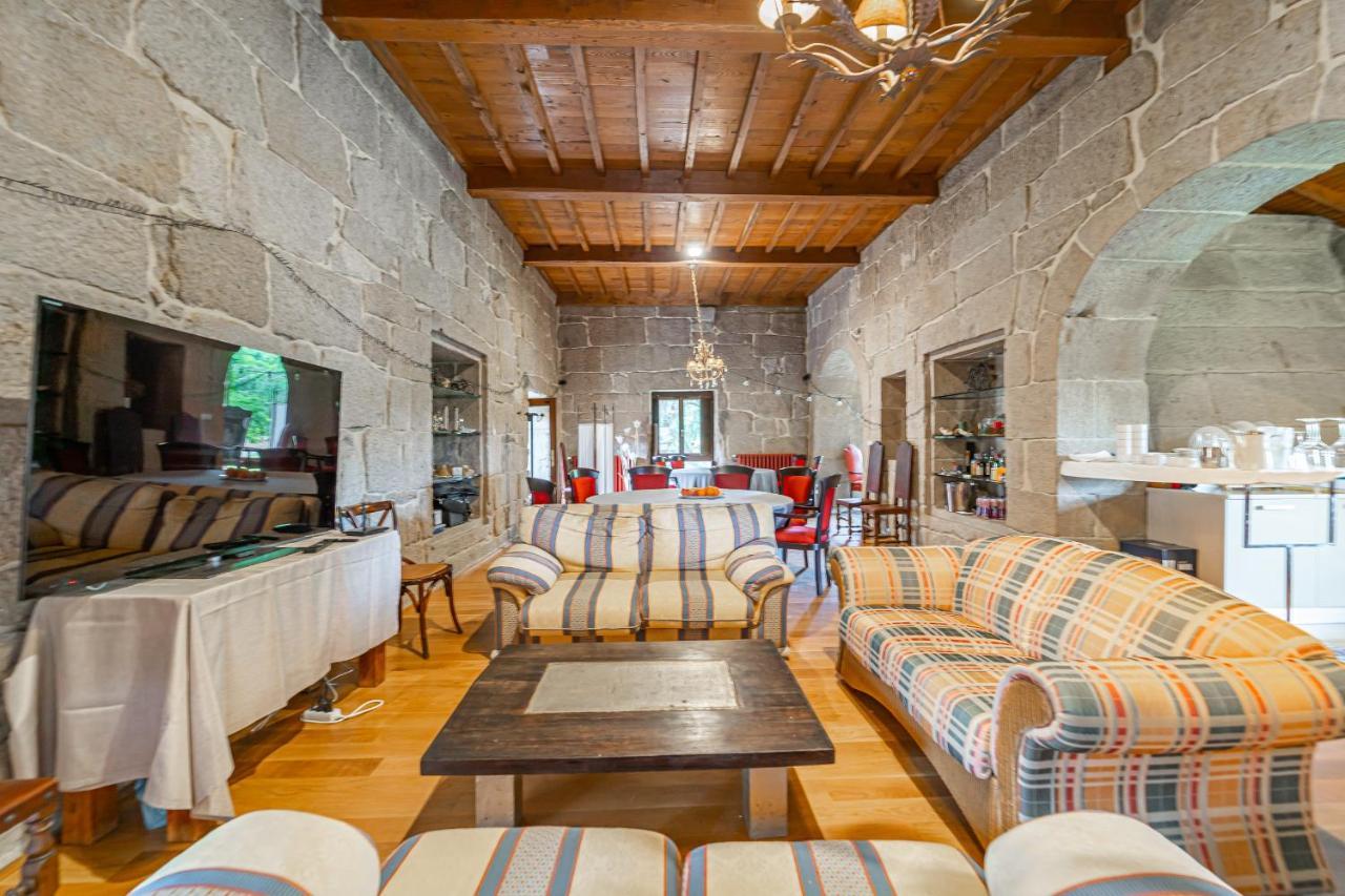 Amoeiro Casa Rural Pazo San Damian מראה חיצוני תמונה